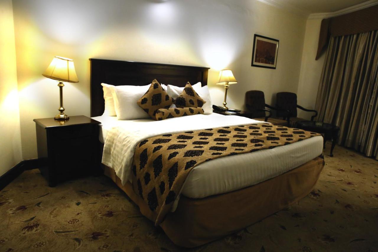 Hotel Hillview Islamabad Exterior photo