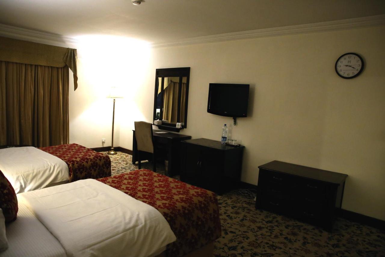 Hotel Hillview Islamabad Exterior photo