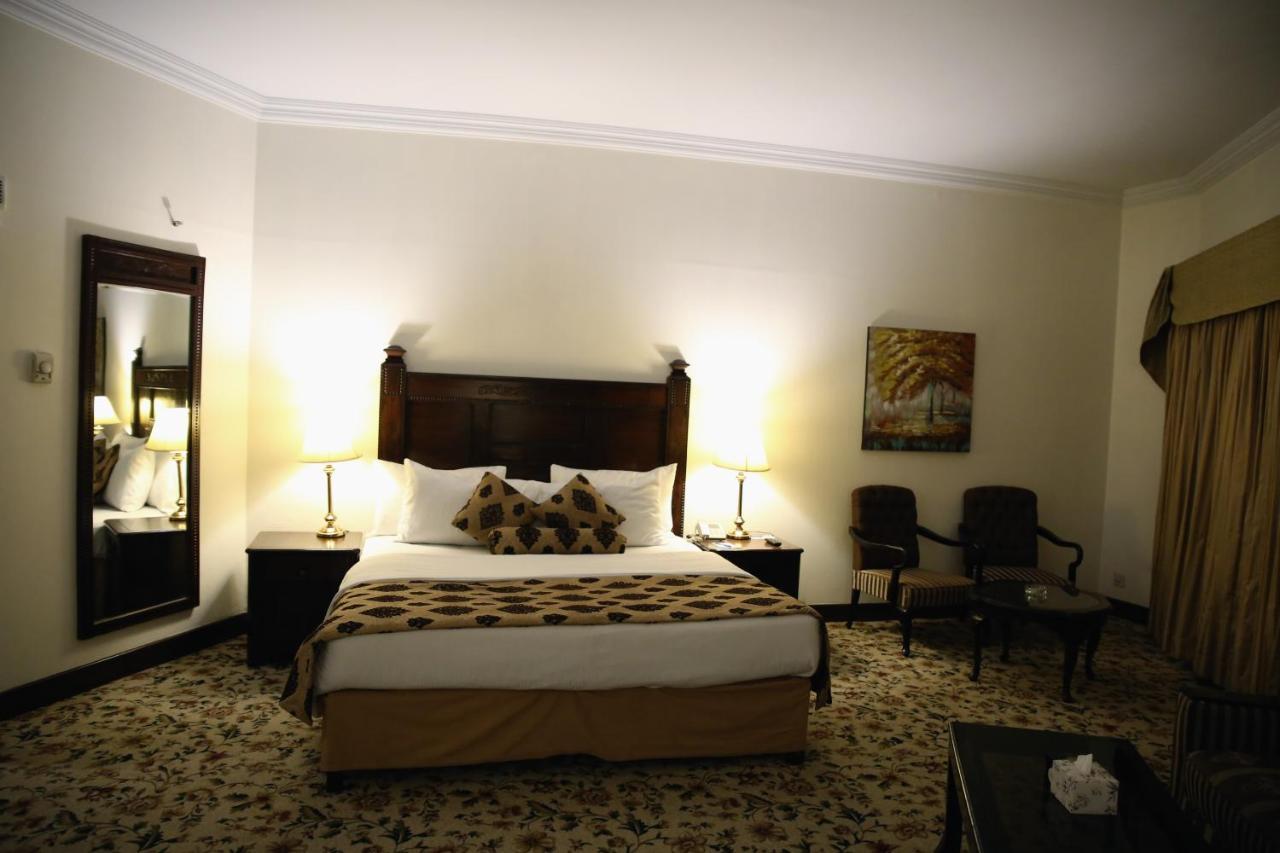 Hotel Hillview Islamabad Exterior photo