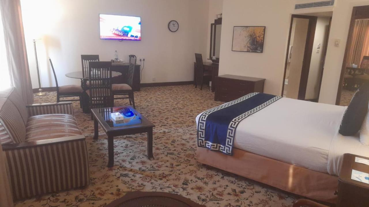 Hotel Hillview Islamabad Exterior photo